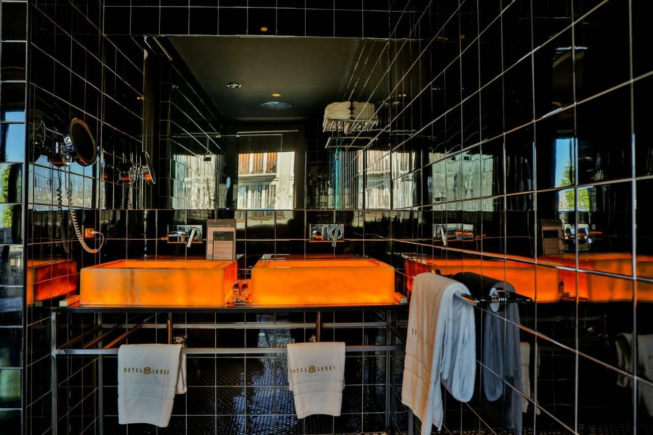 Hotel Lobby Sevilla Exterior foto Bathroom at Hotel 114